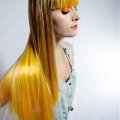 Ярко-желтые волосы: модный цвет, описание с фото, выбор краски для волос, способы нанесения, особенности и нюансы ухода за волосами после окраски